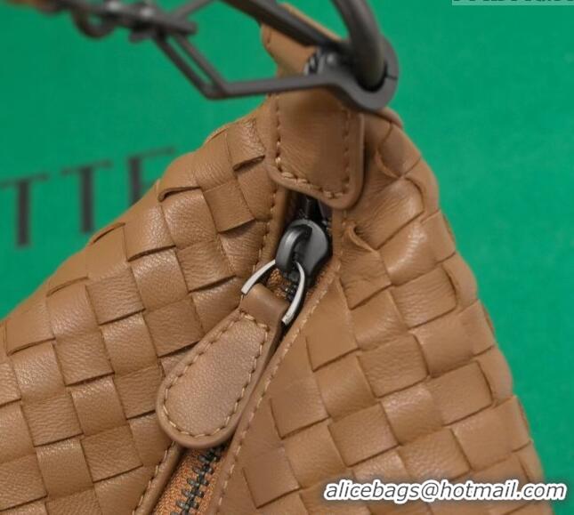 Well Crafted Bottega Veneta Classic Top Handle Bag in Intrecciato Leather BV9842 Brown 2024