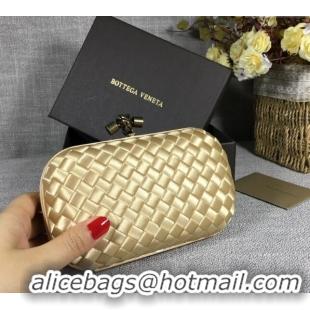 Luxury Discount Bottega Veneta Satin Knot Mini Clutch BV8651 Light Gold 2024