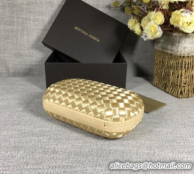 Luxury Discount Bottega Veneta Satin Knot Mini Clutch BV8651 Light Gold 2024