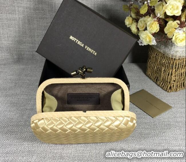 Luxury Discount Bottega Veneta Satin Knot Mini Clutch BV8651 Light Gold 2024