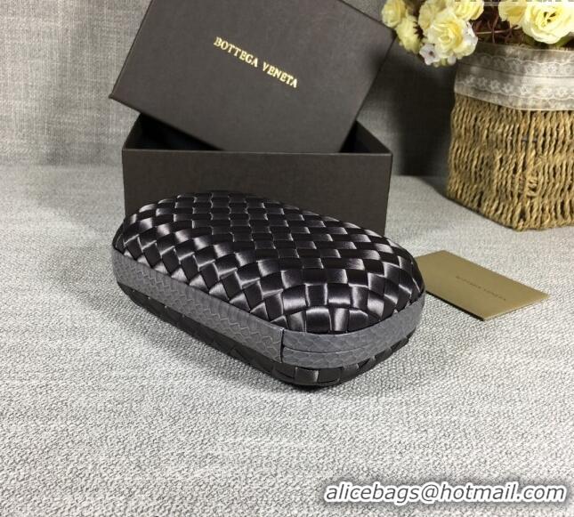 Famous Brand Bottega Veneta Satin Knot Mini Clutch BV8651 Dark Grey 2024