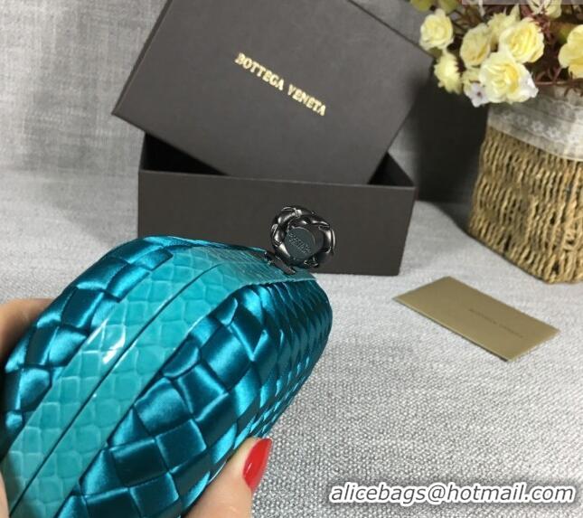 Unique Discount Bottega Veneta Satin Knot Mini Clutch BV8651 Lake Green 2024