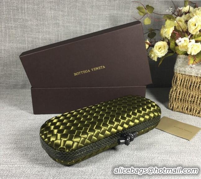 Popular Style Bottega Veneta Satin Knot Long Clutch BV8651 Shiny Green 2024