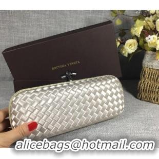 Famous Brand Bottega Veneta Satin Knot Long Clutch BV8651 Light Silver 2024