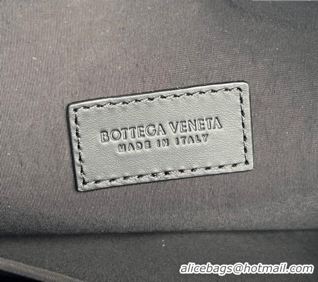 Famous Brand Bottega Veneta Men's Intrecciato Leather Travel Pouch 729295 Black 2024