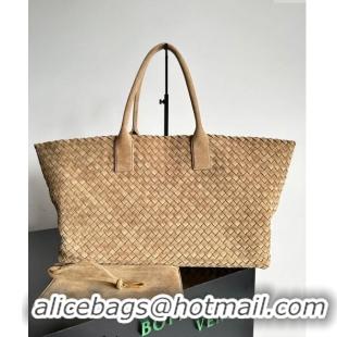 Famous Brand Bottega Veneta Large Cabat Tote Bag in Intreccio Suede 608811 Light Brown 2024