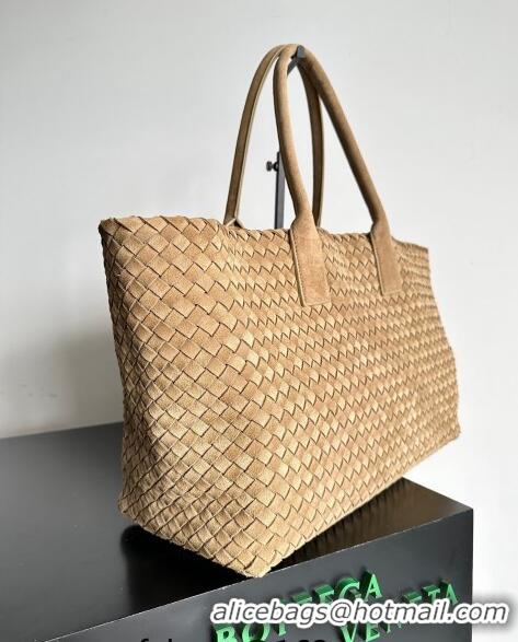 Famous Brand Bottega Veneta Large Cabat Tote Bag in Intreccio Suede 608811 Light Brown 2024