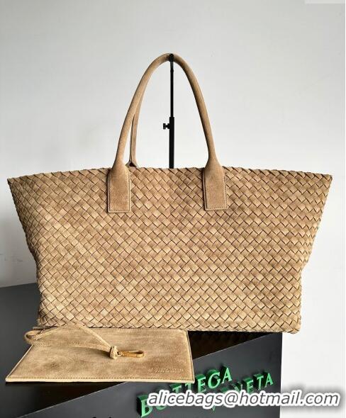 Famous Brand Bottega Veneta Large Cabat Tote Bag in Intreccio Suede 608811 Light Brown 2024