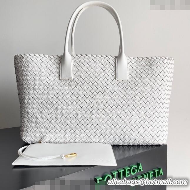 Well Crafted Bottega Veneta Large Cabat Tote Bag in Intreccio Leather 608811 White 2024