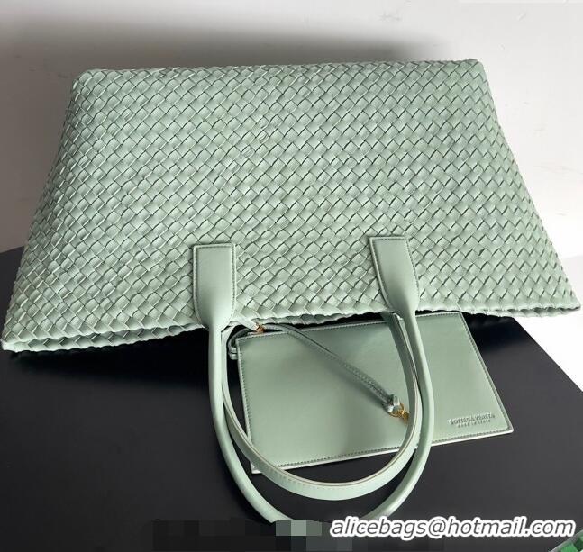 Well Crafted Bottega Veneta Large Cabat Tote Bag in Intreccio Leather 608811 Pale Green 2024