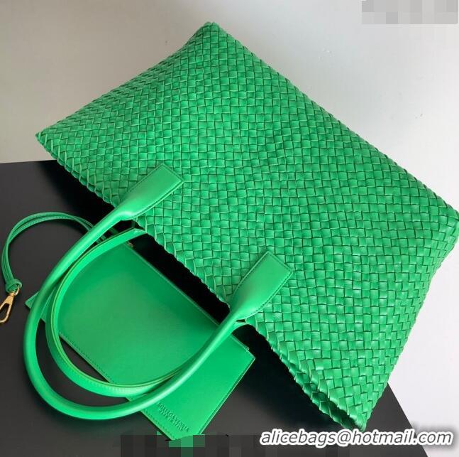 Top Grade Bottega Veneta Large Cabat Tote Bag in Intreccio Leather 608811 Parrot Green 2024