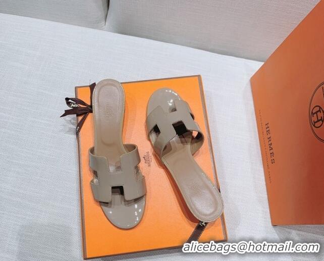 Luxurious Hermes Oasis Heel Slide Sandals in Patent Calfskin Grey 426007