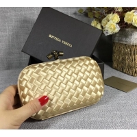 Luxury Discount Bottega Veneta Satin Knot Mini Clutch BV8651 Light Gold 2024