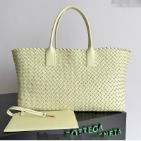 Low Cost Bottega Veneta Large Cabat Tote Bag in Intreccio Leather 608811 Light Yellow 2024