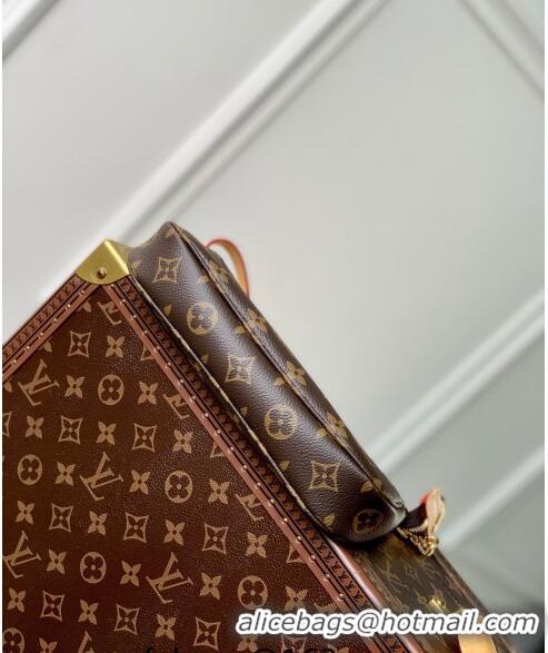 Pretty Style Louis Vuitton Pochette Accessoires Chain Mini bag M82766 Monogram Canvas 2024