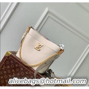 Famous Brand Louis Vuitton Lock and Walk Bucket Bag in Grained Leather M24638 White 2024