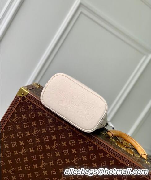 Famous Brand Louis Vuitton Lock and Walk Bucket Bag in Grained Leather M24638 White 2024