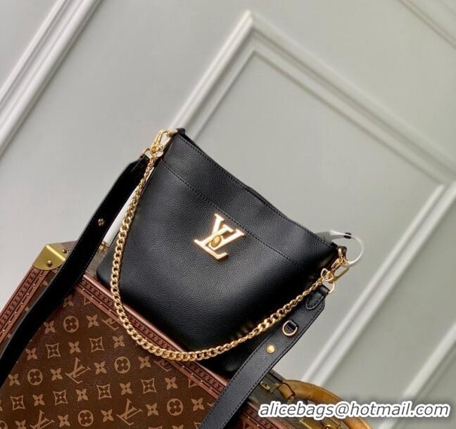 Famous Brand Louis Vuitton Lock and Walk Bucket Bag in Grained Leather M24006 Black 2024