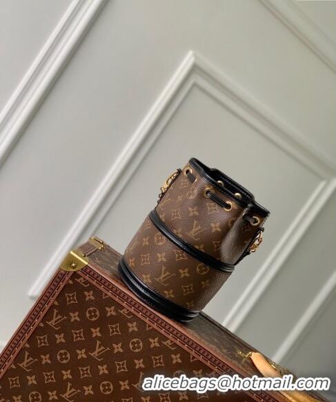 Top Grade Louis Vuitton Canoé Mini Bucket Bag M83480 2024