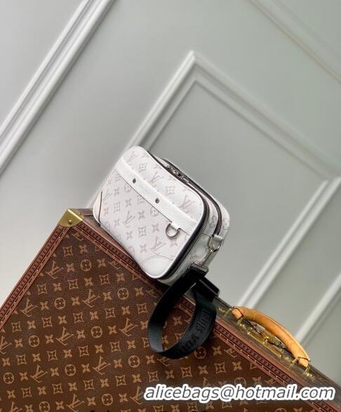 Luxury Discount Louis Vuitton Alpha Wearable Wallet Mini Bag in Monogram Canvas M31069 White 2024