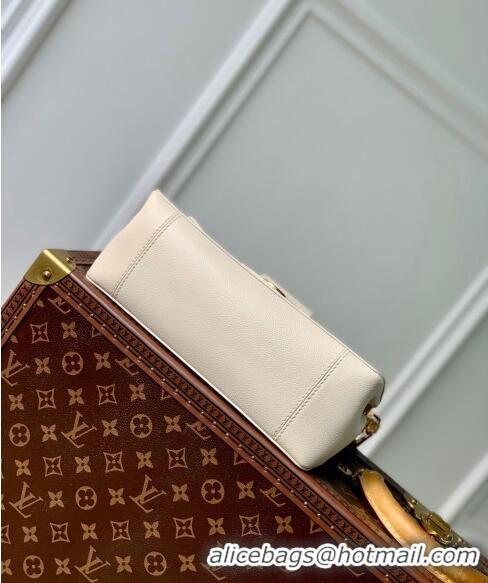 Best Quality Louis Vuitton Dauphine Soft MM Shoulder bag in Calfskin M25050 White 2024