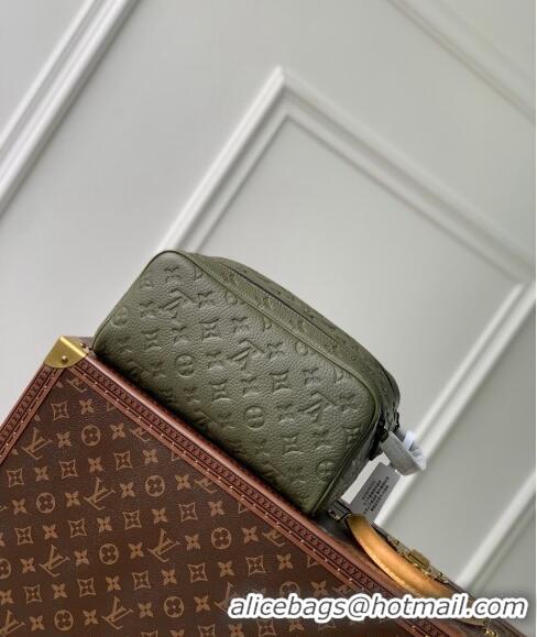 Top Grade Louis Vuitton Dopp Kit Toilet Clutch in Taurillon Monogram Leather M82576 Green 2024