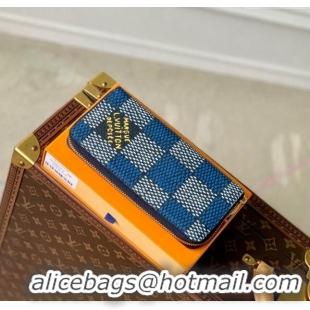 Pretty Style Louis Vuitton Zippy Vertical Wallet in Damier Heritage Canvas N40675 Blue 2024