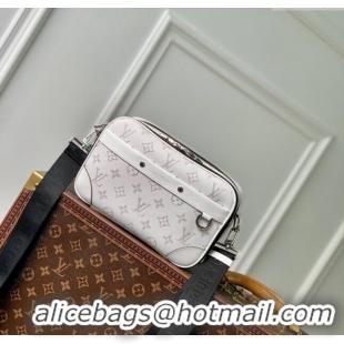 Pretty Style Louis Vuitton Alpha Messenger bag in Leather and Monogram Canvas M31069 Optic White 2024