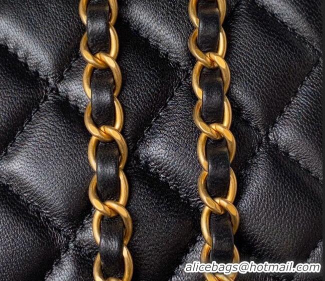 Pretty Style Chanel Quilted Lambskin Clutch with Chain Top Handle and Crystals AP3663 Black 2023