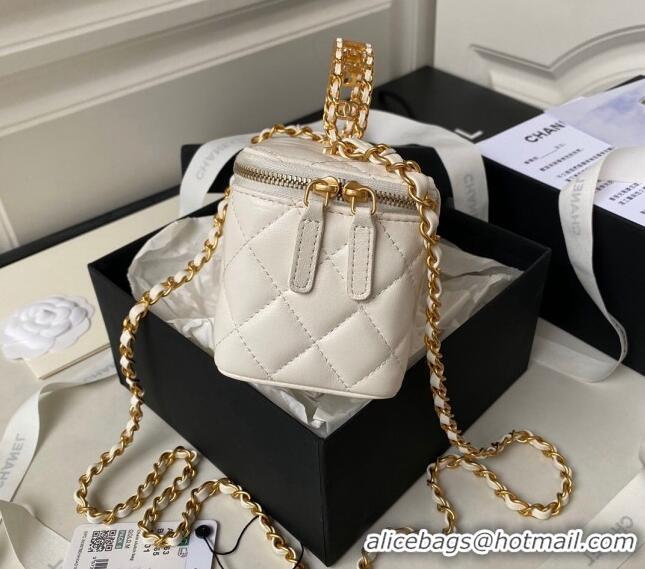 Top Quality Chanel Quilted Lambskin Clutch with Chain Top Handle and Crystals AP3663 White 2023