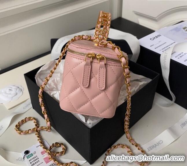 Super Quality Chanel Quilted Lambskin Clutch with Chain Top Handle and Crystals AP3663 Light Pink 2023