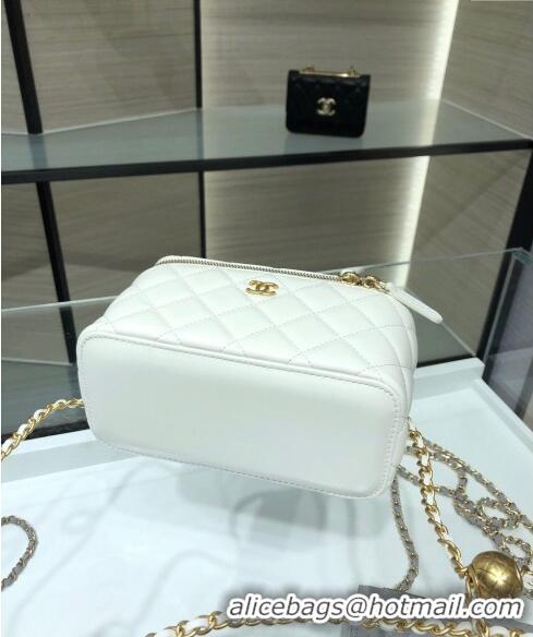 Grade Quality Chanel Lambskin Clutch with Chain and Gold-Tone Ball AP2303 White 2024