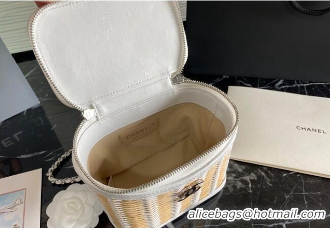 Grade Design Chanel Wicker and Calfskin Vanity Case AS1352 White 2024