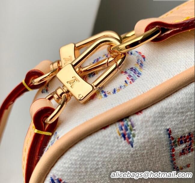 Unique Grade Louis Vuitton Pochette Accessoires Clutch in Multicolor Beige Monogram Jacquard Fabric M40712 2024