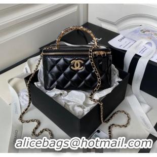 Low Price Chanel Shiny Crumpled Lambskin Clutch with Chain and Pearls Top Handle AP3804 Black 2024