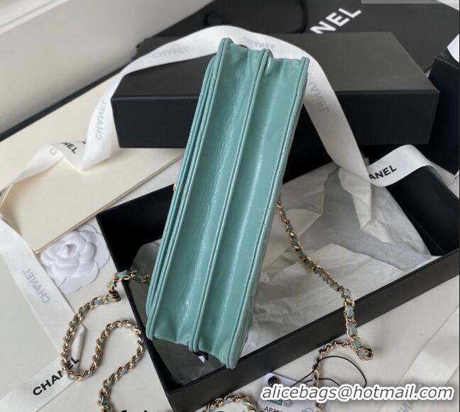 Best Grade Chanel Shiny Crumpled Lambskin Clutch with Chain and Pearls Top Handle AP3803 Green 2024