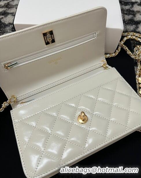 Well Crafted Chanel Shiny Crumpled Lambskin Wallet On Heart Chain WOC AP3785 White 2024