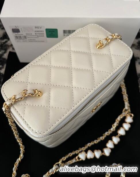 Good Looking Chanel Shiny Crumpled Lambskin Clutch with Heart Chain WOC AP3784 White 2024