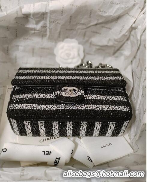 Famous Brand Chanel Crystals Evening Bag AS4297 Black/Silver 2024