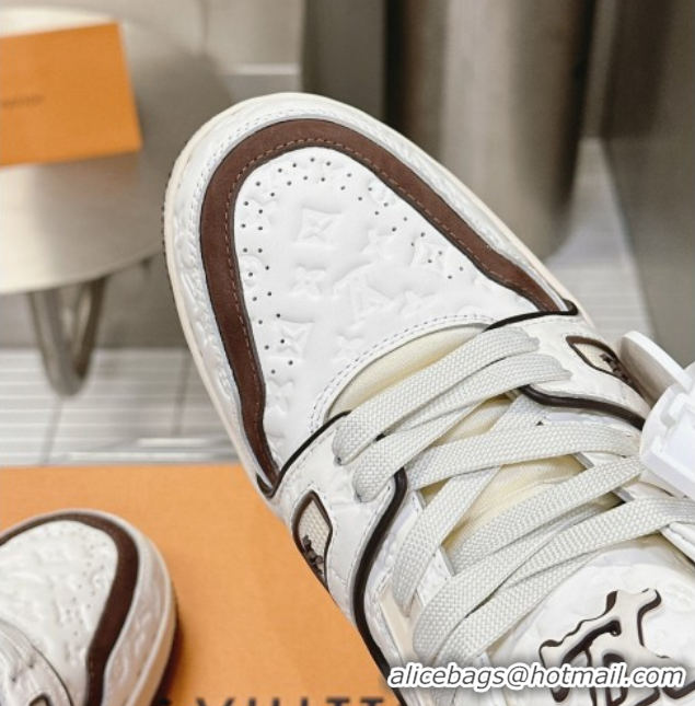 Sumptuous Louis Vuitton LV Trainer Sneakers in Monogram Leather White/Brown 608033