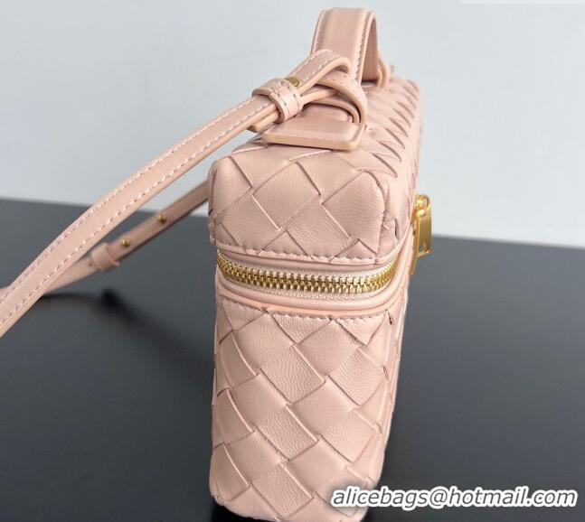 Good Looking Bottega Veneta Bang Bang Vanity Case in Intrecciato Leather 789109 Light Pink 2024