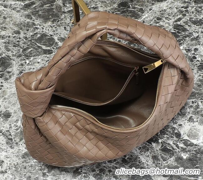 Luxurious Bottega Veneta Small Jodie Hobo bag in Intrecciato Leather 600261 Khaki 2024