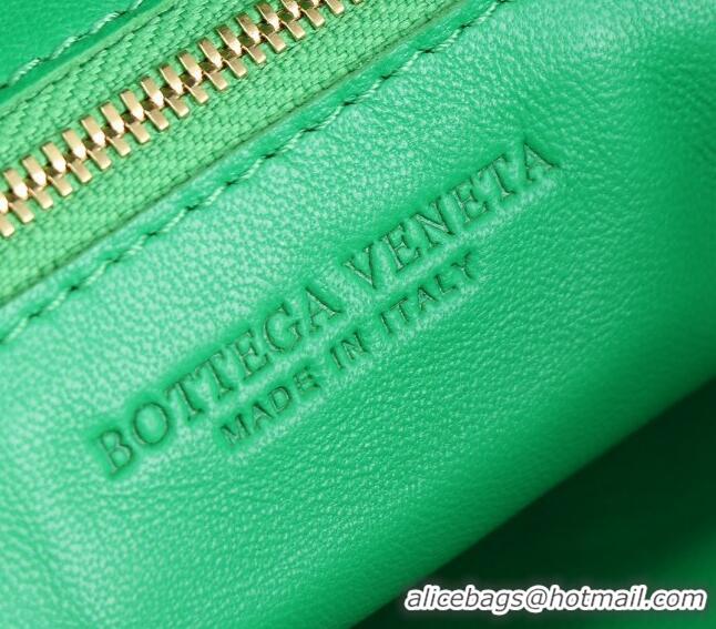 Well Crafted Bottega Veneta Small Jodie Hobo bag in Intrecciato Leather 600261 Parrot Green 2024