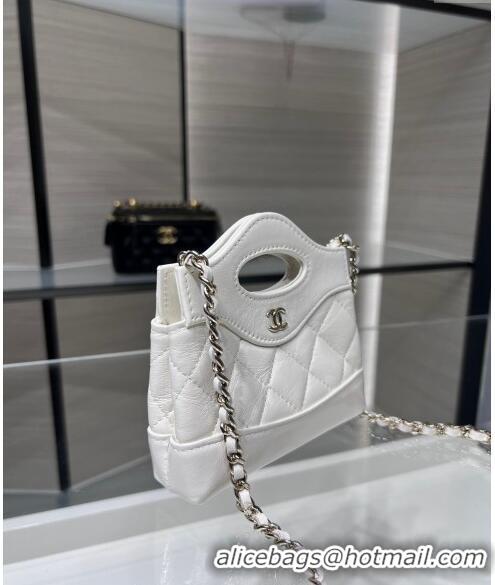 Low Cost Chanel Shiny Lambskin Clutch with Chain AP3875 White 2024