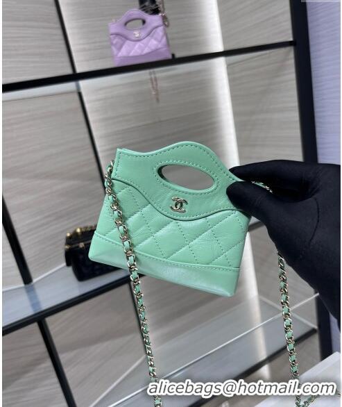 Luxury Classic Chanel Shiny Lambskin Clutch with Chain AP3875 Light Green 2024