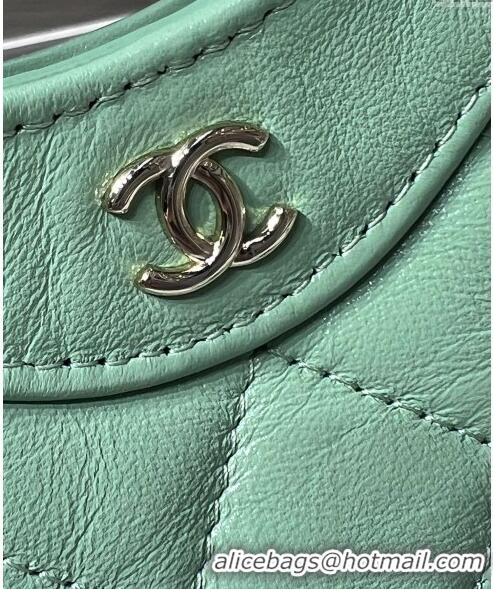 Luxury Classic Chanel Shiny Lambskin Clutch with Chain AP3875 Light Green 2024