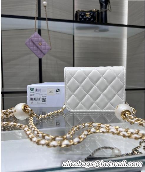 Spot Bulk Chanel Lambskin Clutch with Pearls Chain AP4010 White 2024