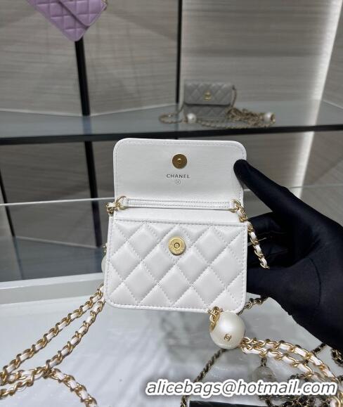 Spot Bulk Chanel Lambskin Clutch with Pearls Chain AP4010 White 2024