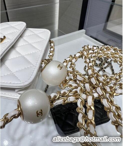 Spot Bulk Chanel Lambskin Clutch with Pearls Chain AP4010 White 2024