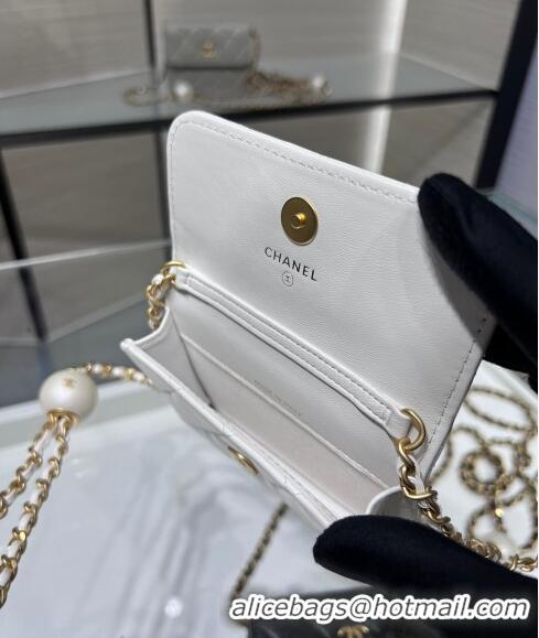 Spot Bulk Chanel Lambskin Clutch with Pearls Chain AP4010 White 2024